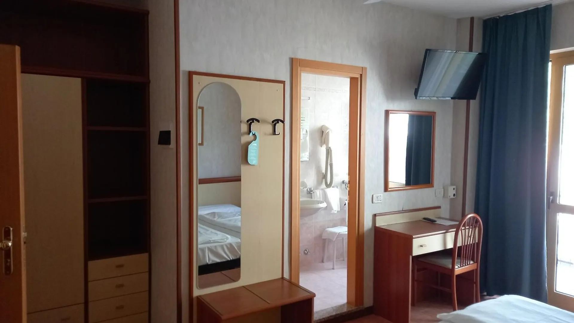 ***  Hotel Florida Limone sul Garda Italy